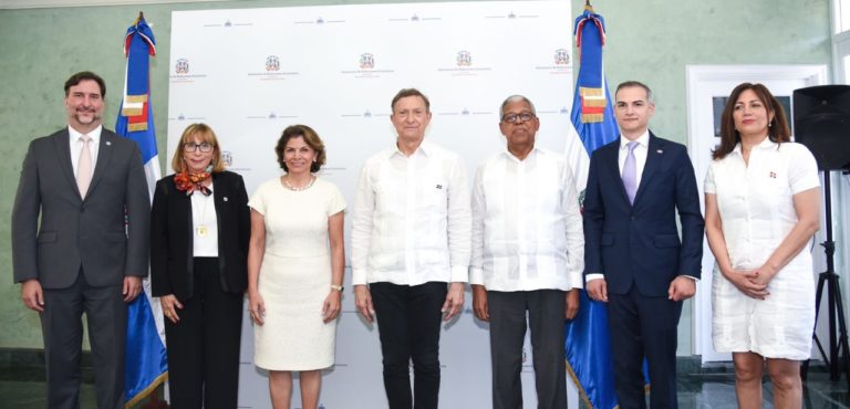 MIREX y Grupo de Alto Nivel de la OEA dialogan sobre la participación política de las mujeres en RD