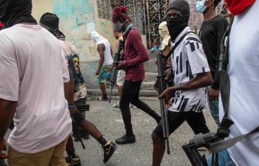 Haití, Kenia y las bandas