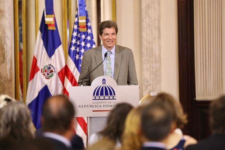 Subsecretario de Estado de EEUU felicita liderazgo regional e internacional de RD en gobierno de Luis Abinader