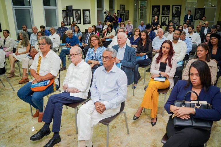 Flacso RD y Supérate presentan reedición del libro “Desigualdades y Clases Sociales” de Carlos Julio Báez Evertsz